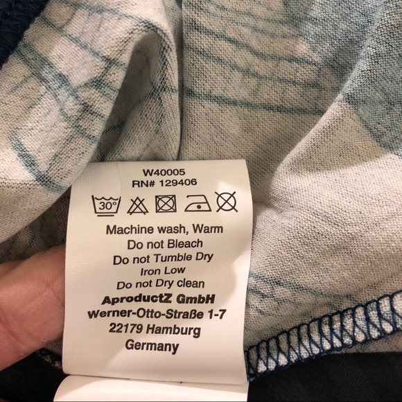 ALESSA W TUNIC SPLASH PRINT FLARED  BOTTOM SZ 6 - Picture 7 of 7